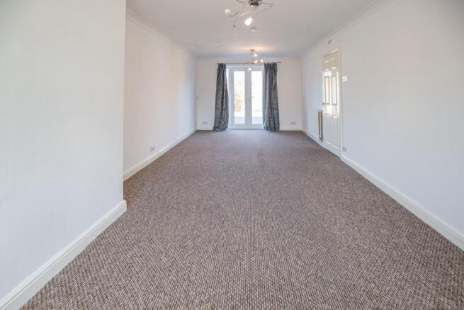 4 bed Detached for sale Image 7