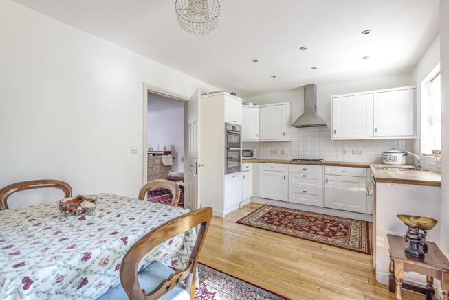 Kitchen/Dining Area