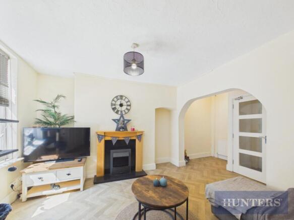 4 bed Terraced for sale Image 2