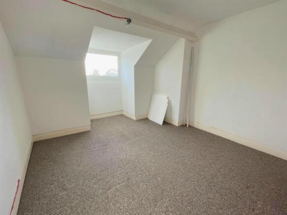 3 bed Not Specified for sale Image 8