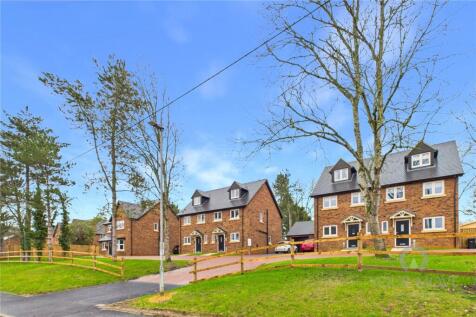 Brooks Road, Raunds, Wellingborough, Northamptonshire, NN9