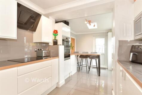 Balmoral Road, Sutton At Hone, Dartford, Kent