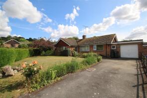 2 Lanterns, Beeches Close, Salisbury SP5 1EF