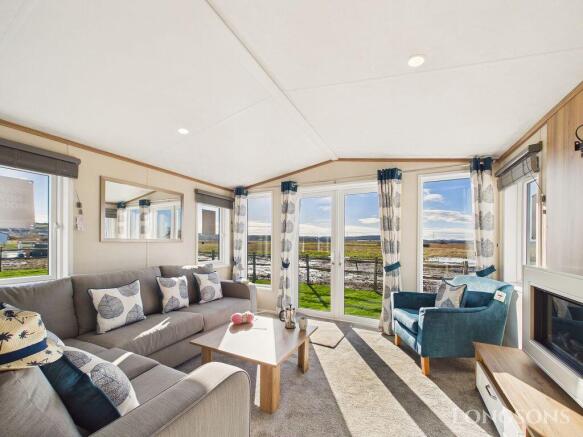 Cam02173g0 Pr0333 Still020