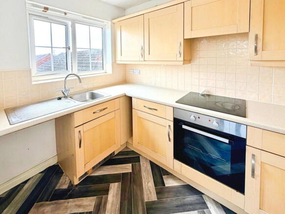 2 bed Apartment for sale Image 10