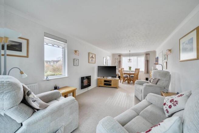 1415233-10-698f16cca81e3