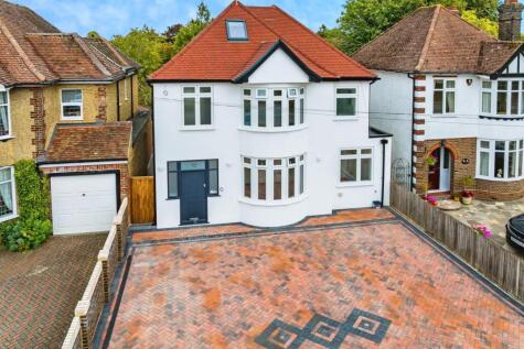Totternhoe Road, Dunstable, Bedfordshire, LU6