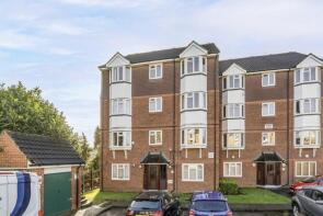 13, Weald Close, London SE16 3ET