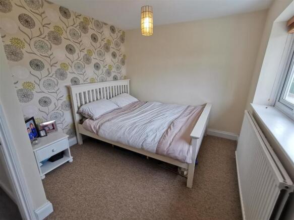 29 Channel View, Bedroom 1.jpg