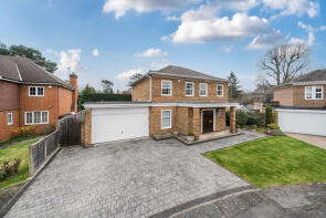 Robinswood, Dashwood Close, West Byfleet KT14 6QH