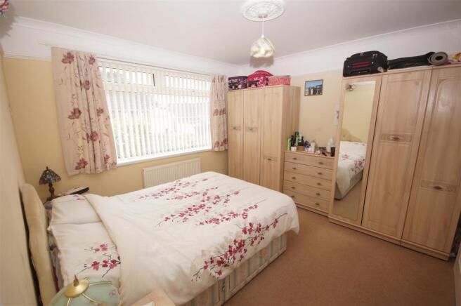 Master Bedroom.JPG
