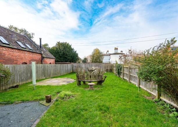 7 Kennels Lane-garden2.jpg