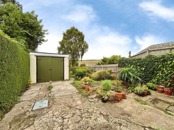 Garage & Parking