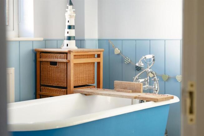 HOUSE BATHROOM
