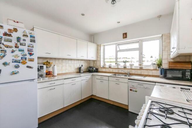 Kitchen/Breakfast Ro