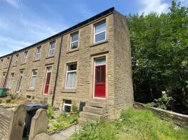 82, Willow Lane, Birkby, Huddersfield HD1 5EB