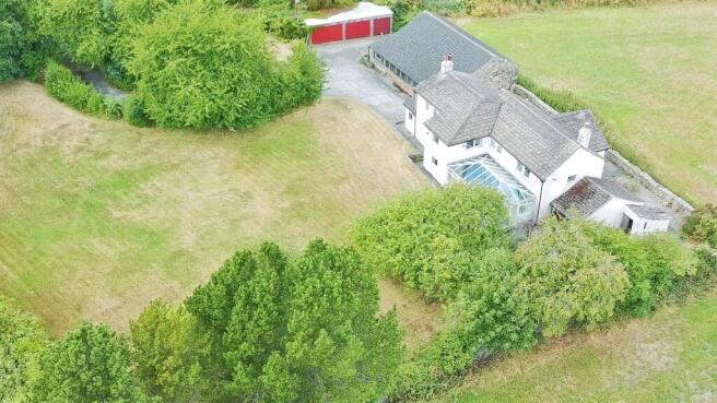 4 bed Detached for sale Image 2