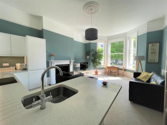 Kitchen/Living Room