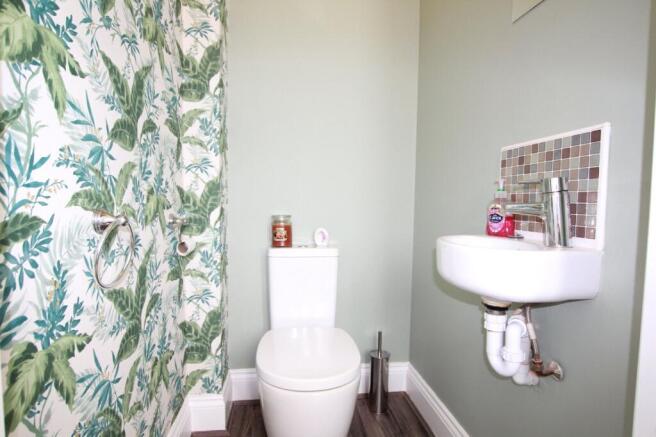 3 bed Terraced to rent Image 4