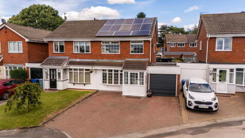 Harebell Close, Cannock, WS12 3XA