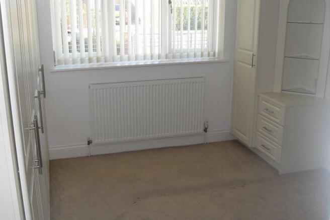 Bedroom 1 (photo 2)