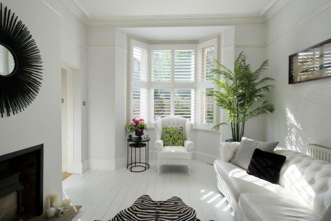 Light & bright with garden views