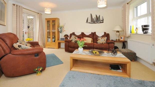 Lounge 2