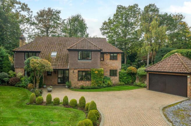 1364716-1-68f2384...