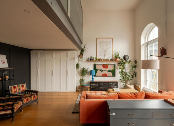207400 - Hornsey Road, London, N7 - high res - ...