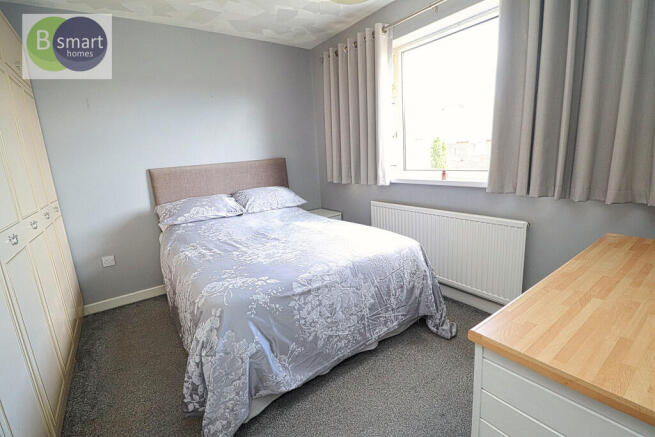 3 bed Semi-Detached for sale Image 9