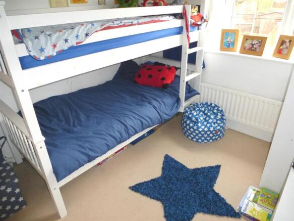 Bed2.JPG