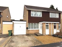 17, Pine Close, Street BA16 0RS