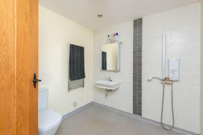 Walk in wet room