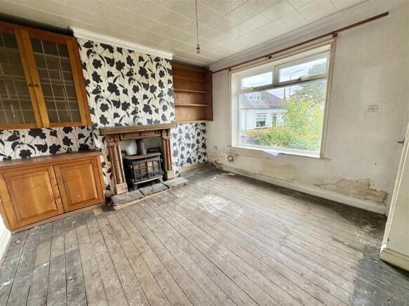 Bramleys Estate Agents - Auction - Bankfield Garde