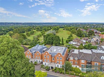 Manor Road, Chigwell, Essex, IG7