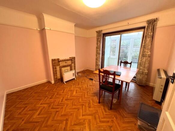 Dining Room.jpg