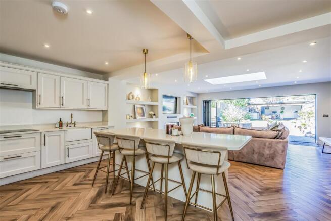 Breacon Avenue, Drayton-PorticoMarketing-Nexa-16.j