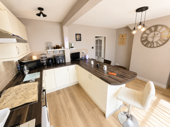 Kitchen (2)
