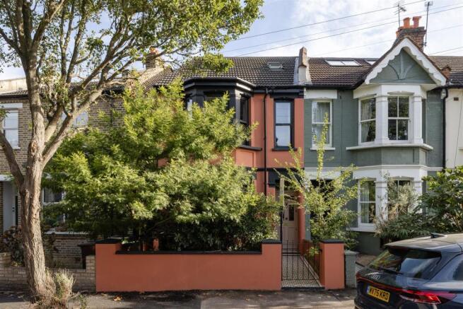 Havant Road, E17