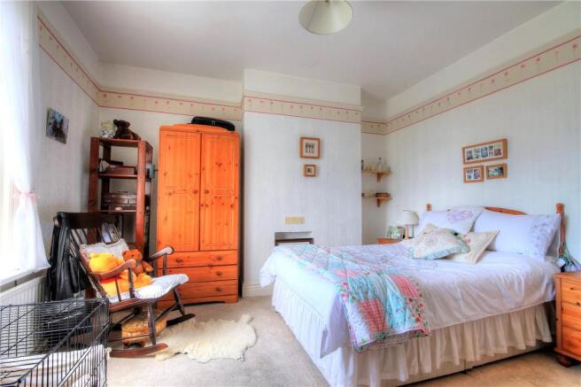 Bedroom 1b