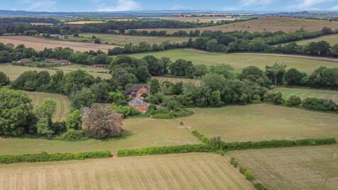 Well Road, Crondall, Farnham, Hampshire