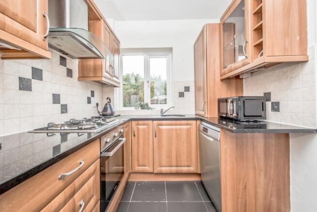 Hammond Crescent, Drighlington, West Yorkshire, BD11 photo 5