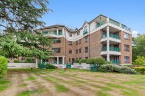Flat 7, 180 Hartsbourne Park, High Road, Bushey WD23 1SD