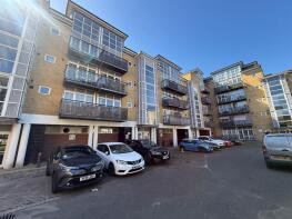 22, Malt House Place, Romford RM1 1AR