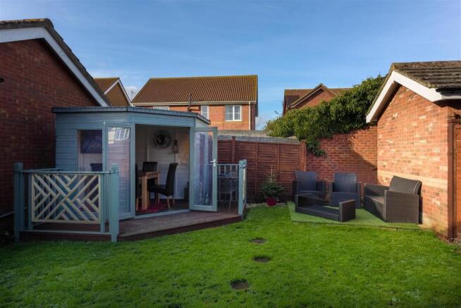 Rear Garden & Summerhouse