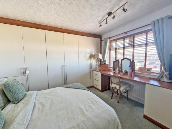 3 bed Town House for sale Image 12