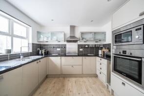 26, St Crispin's Close, London NW3 2QF