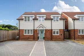 3, Rose Gardens, Kingsingfield Road, Sevenoaks TN15 6LJ