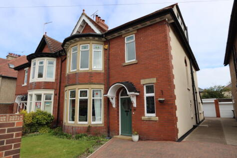 Hawthorn Gardens,
Whitley Bay, Tyne & Wear,
NE26 3PQ