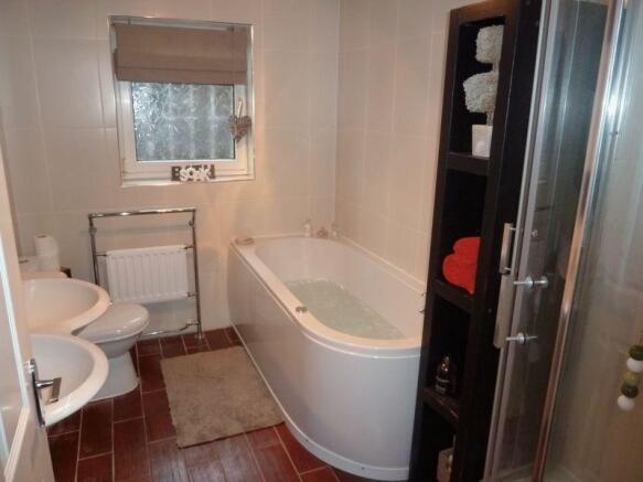 Bathroom/WC - ...
